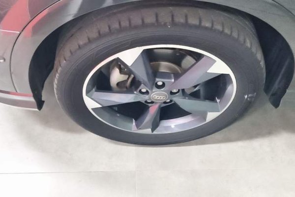 Audi Q3 2021, 59800 км, за 19702 USD - фото 8
