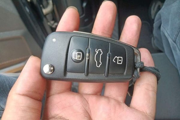 Audi Q3 2021, 61000 км, за 15995 USD - фото 9