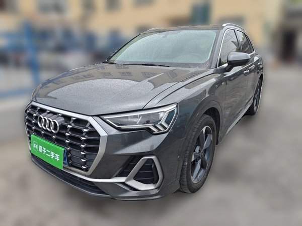 Audi Q3 · 2021 год