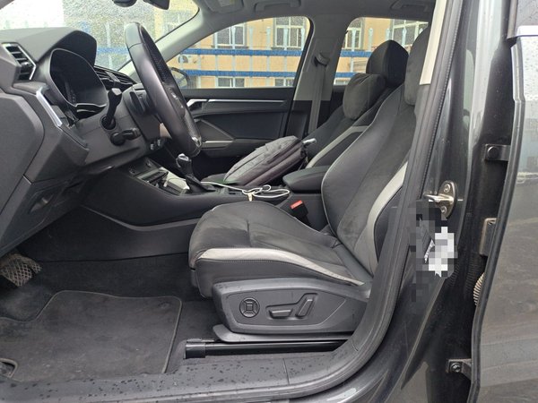 Audi Q3 2021, 61700 км, за 19182 USD - фото 14