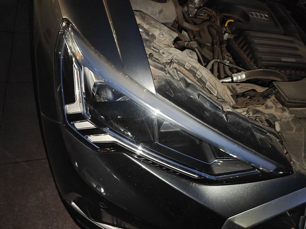 Audi Q3 2021, 31699 км, за 20976 USD