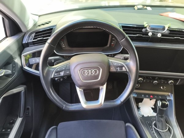 Audi Q3 2021, 63200 км, за 17824 USD - фото 11