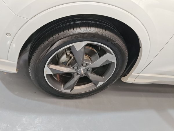 Audi Q3 2021, 52800 км, за 20434 USD - фото 22