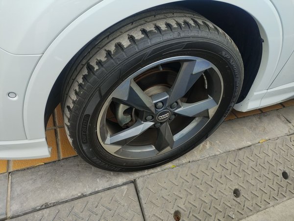 Audi Q3 2021, 53900 км, за 20773 USD - фото 8