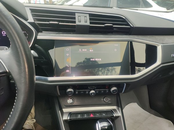 Audi Q3 2021, 53900 км, за 20773 USD - фото 16