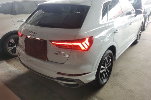 Audi Q3 2021, 56200 км, за 21595 USD - фото 6