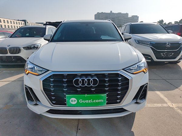 Audi Q3 2021 35 TFSI Fashion Dynamic Model, 2021 года