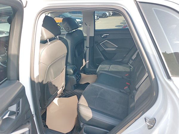 Audi Q3 2021, 65600 км, за 21041 USD - фото 22