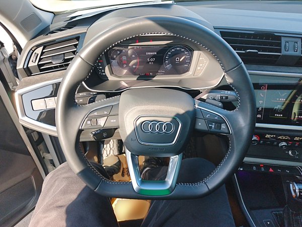 Audi Q3 2021, 65600 км, за 21041 USD - фото 12