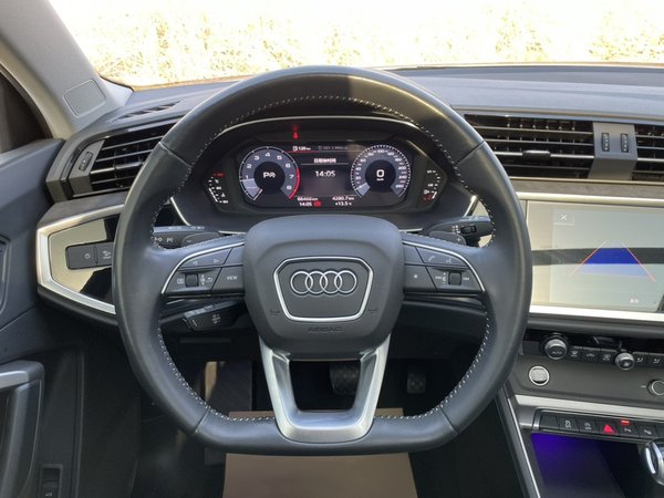 Audi Q3 2021, 66400 км, за 20471 USD - фото 18