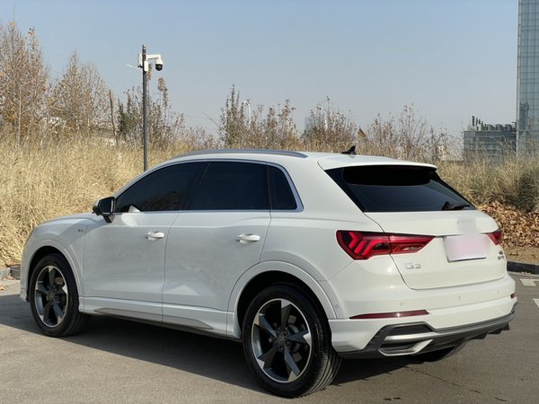 Audi Q3 2021 35 TFSI Fashion Dynamic Model, 2021 года