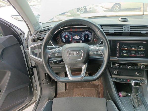 Audi Q3 2021, 75400 км, за 18273 USD - фото 10