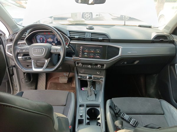 Audi Q3 2021, 75400 км, за 18273 USD - фото 9