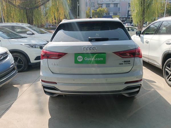 Audi Q3 2021, 75400 км, за 18273 USD