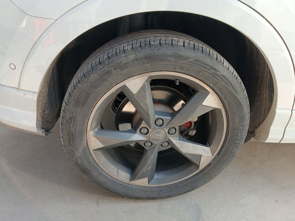 Audi Q3 2021, 75400 км, за 18273 USD - фото 25