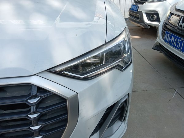 Audi Q3 2021, 75400 км, за 18273 USD - фото 23