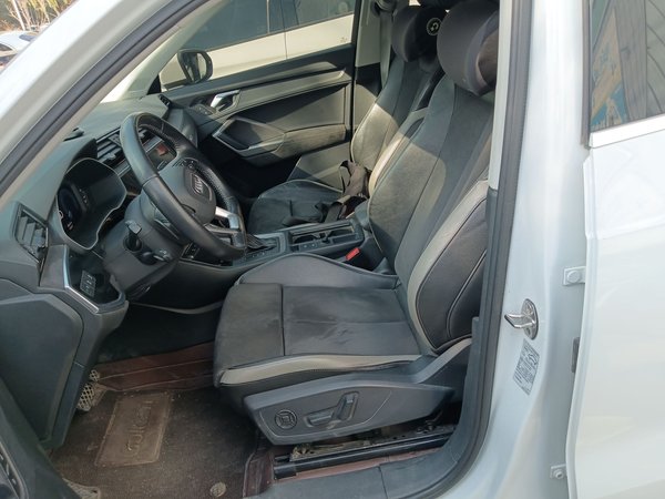 Audi Q3 2021, 75400 км, за 18273 USD - фото 14