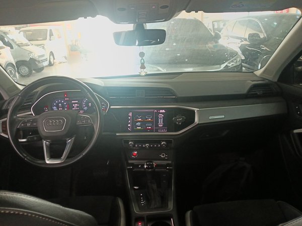 Audi Q3 2021, 76100 км, за 18374 USD - фото 20