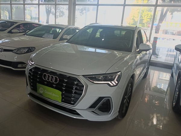 Audi Q3 2021 35 TFSI Progressive Dynamic Edition