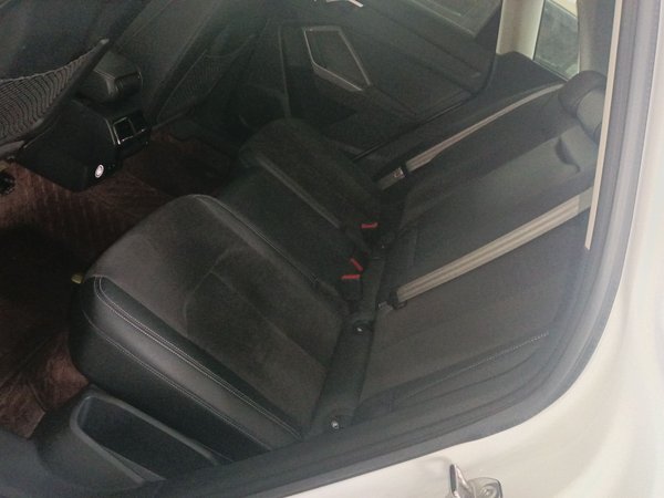 Audi Q3 2021, 76100 км, за 18374 USD - фото 22