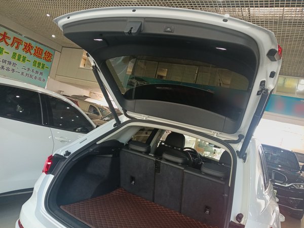 Audi Q3 2021, 76100 км, за 18374 USD - фото 18