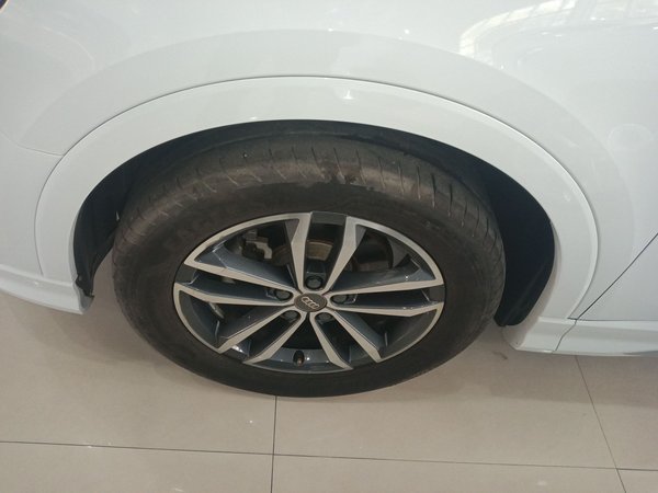 Audi Q3 2021, 76100 км, за 18374 USD - фото 9