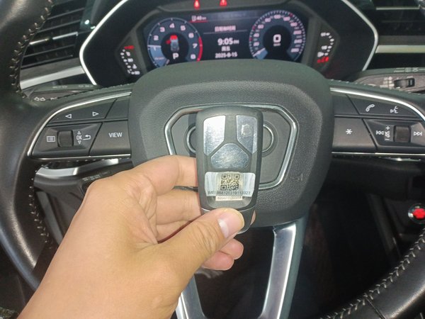 Audi Q3 2021, 76100 км, за 18374 USD - фото 19