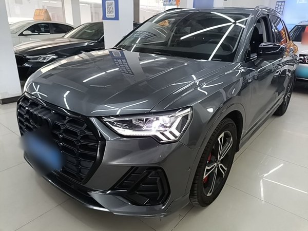 Audi Q3 · 2021 год