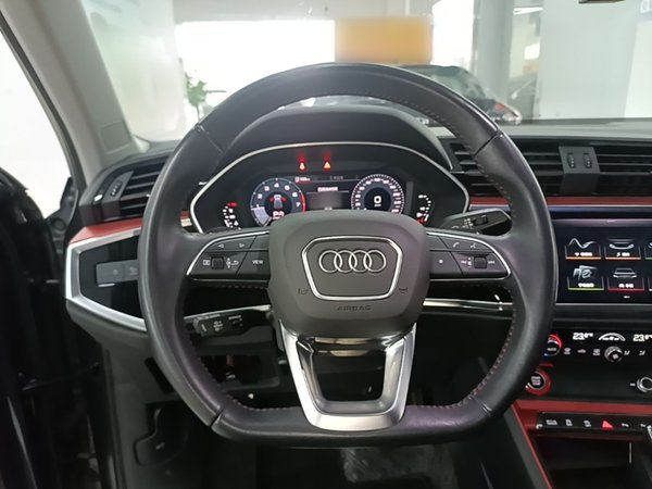 Audi Q3 2021, 55500 км, за 18874 USD - фото 14
