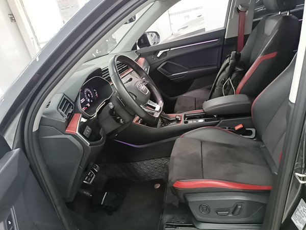 Audi Q3 2021, 55500 км, за 18874 USD - фото 18