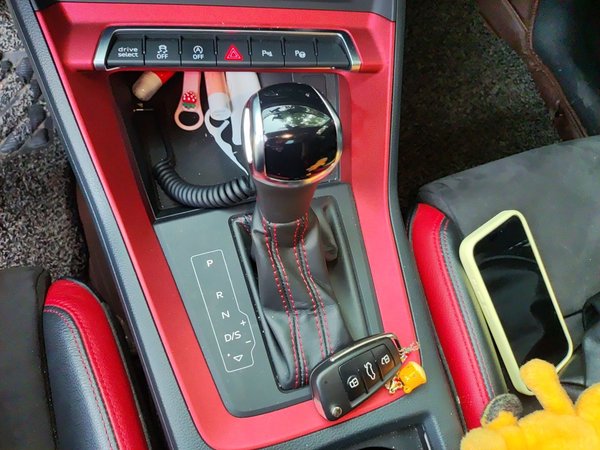 Audi Q3 2021, 55100 км, за 18174 USD - фото 15