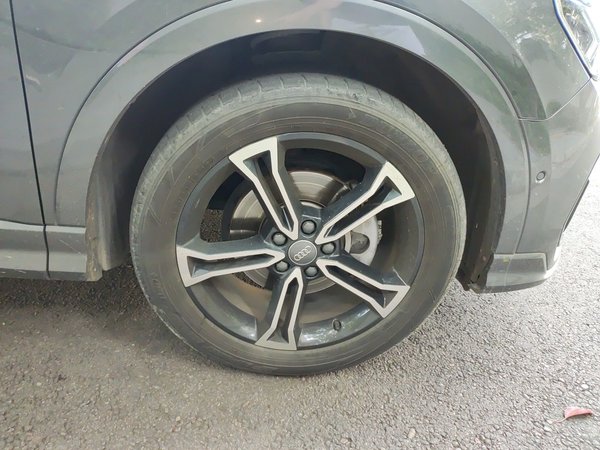 Audi Q3 2021, 55100 км, за 18174 USD - фото 8