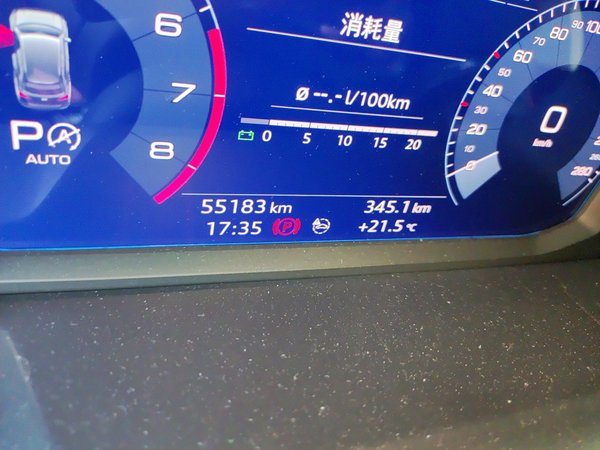 Audi Q3 2021, 55100 км, за 18174 USD - фото 13