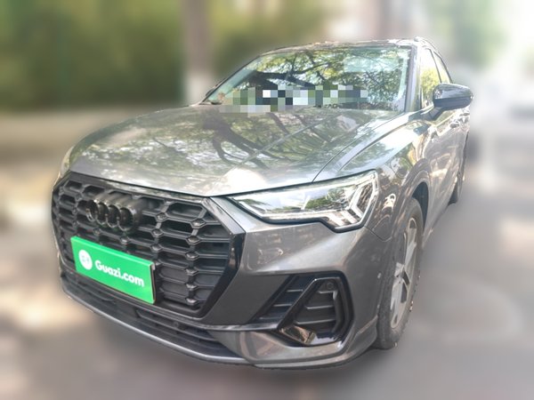 Audi Q3 · 2022 год