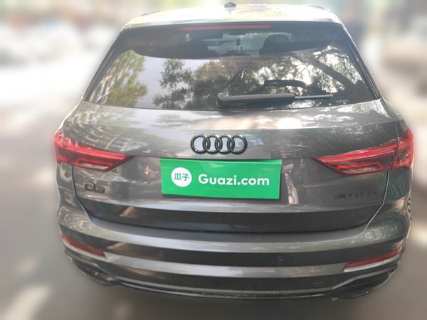 Audi Q3 2022, 58600 км, за 24105 USD
