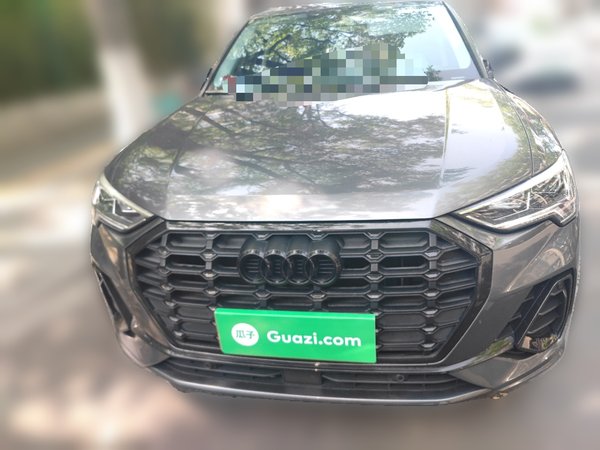 Audi Q3 2022, 58600 км, за 24105 USD
