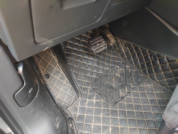 Audi Q3 2022, 58600 км, за 24105 USD - фото 19