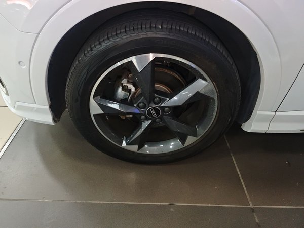 Audi Q3 2022, 48200 км, за 22461 USD - фото 8