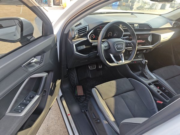 Audi Q3 2022, 49900 км, за 21821 USD - фото 21