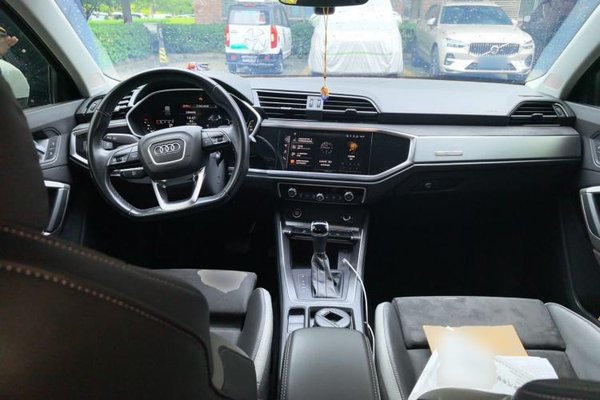 Audi Q3 2022, 73000 км, за 18507 USD - фото 10