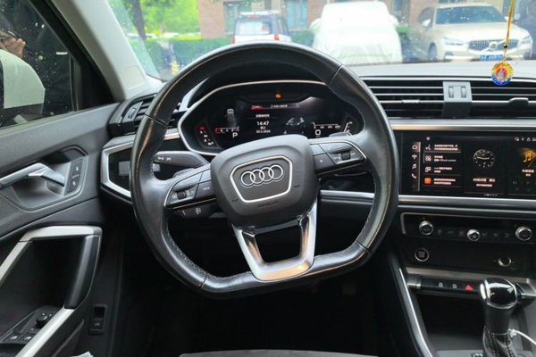 Audi Q3 2022, 73000 км, за 18507 USD - фото 11