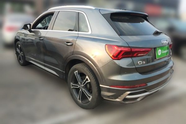 Audi Q3 2022, 55300 км, за 22603 USD