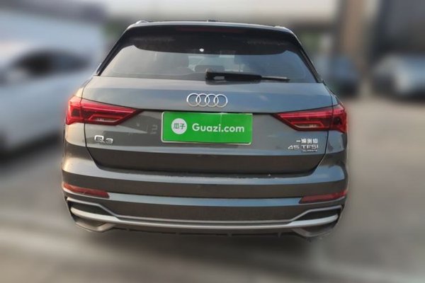 Audi Q3 2022, 55300 км, за 22603 USD