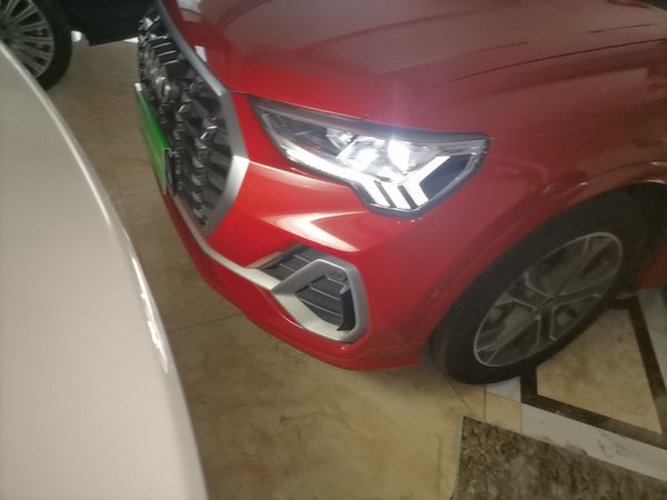 Audi Q3 2022, 47000 км, за 19681 USD - фото 8