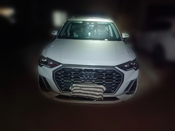 Audi Q3 2023, 22500 км, за 25388 USD - фото 23