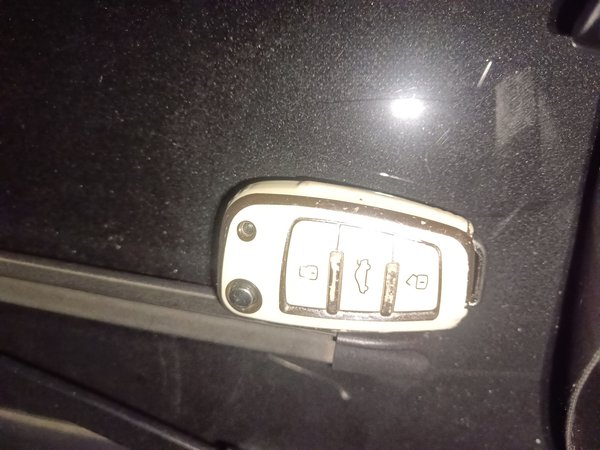 Audi Q3 2023, 22500 км, за 25388 USD - фото 11