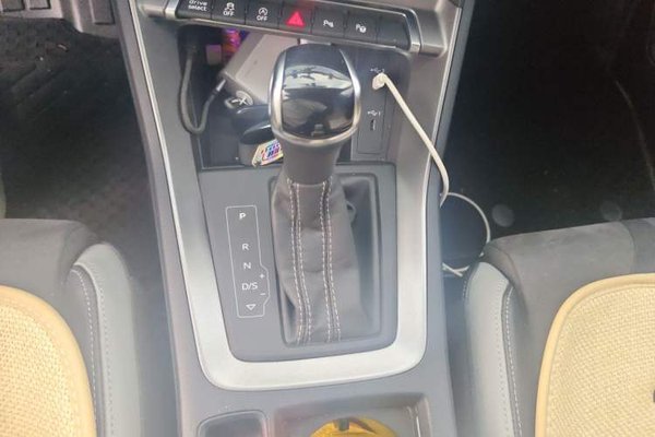 Audi Q3 2023, 36300 км, за 23619 USD - фото 15