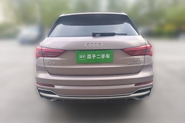 Audi Q3 2023, 36300 км, за 23619 USD