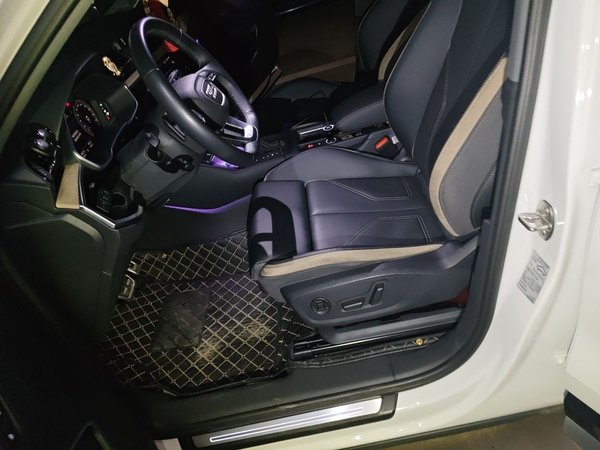 Audi Q3 2024, 16800 км, за 23233 USD - фото 16