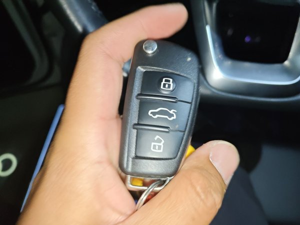 Audi Q3 2024, 16800 км, за 23233 USD - фото 9